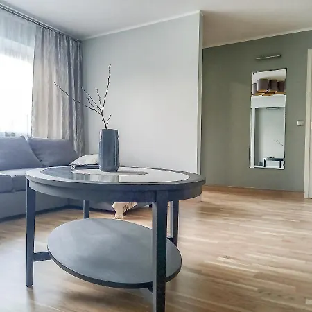 Pihtla Tee Kuelaliskorter 4 Apartman