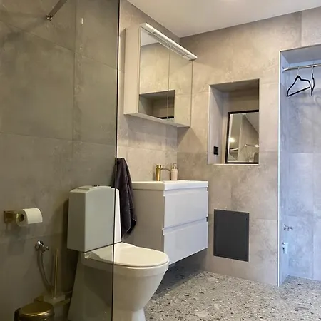 Pihtla Tee Kuelaliskorter 4 Appartement
