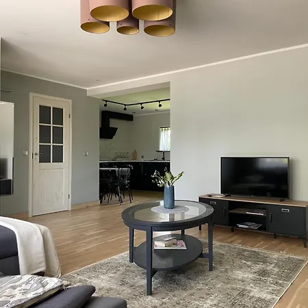 Appartement Pihtla Tee Kuelaliskorter 4 *